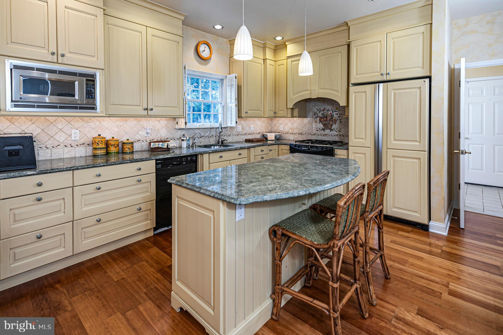 34 Hedge Row Road Princeton, NJ 08540 - Photo 16 of 29 Gallery Image 16