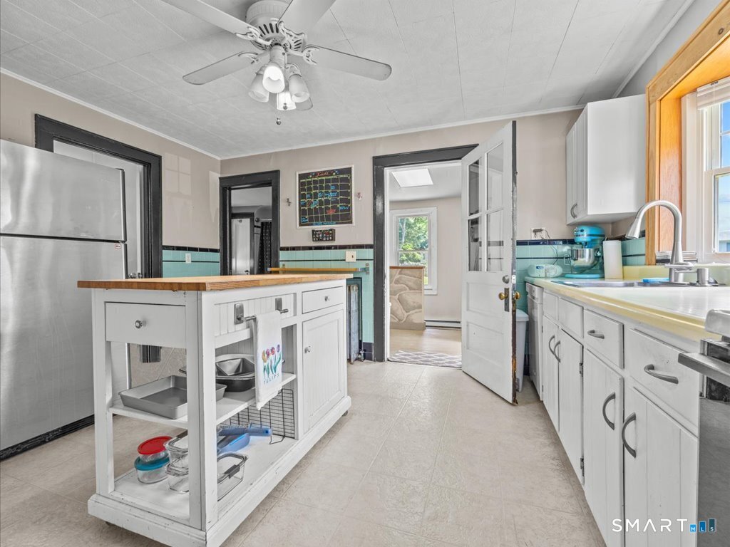 60 Pond Hill Road Wallingford, CT 06492 - Photo 14 of 36