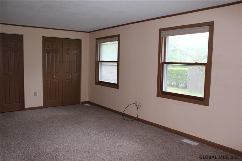 35 Altamont Road Voorheesville, NY 12186 - Photo 5 of 6 Photo 5