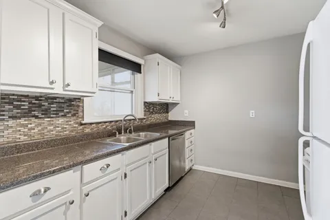 $425,000 | 3904 Dakota Avenue, Nashville, TN 37209