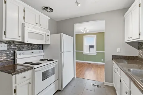 $425,000 | 3904 Dakota Avenue, Nashville, TN 37209