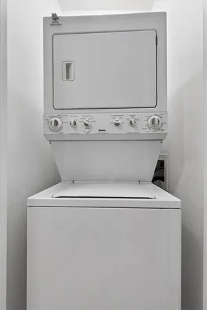 $160,000 | 911 West 41st Place, Unit 911, Kansas City, MO 64111