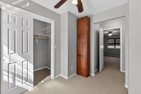 $160,000 | 911 West 41st Place, Unit 911, Kansas City, MO 64111