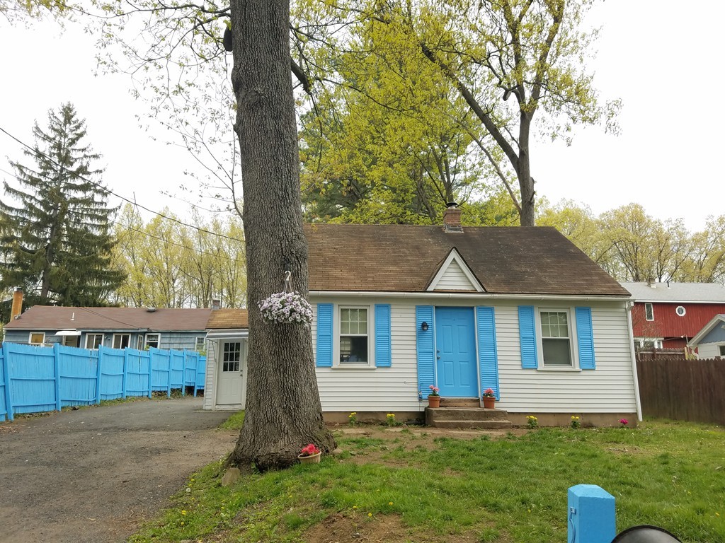 5 Echo Road Southwick, MA 01077 - Photo 3 of 22 Gallery Image 3