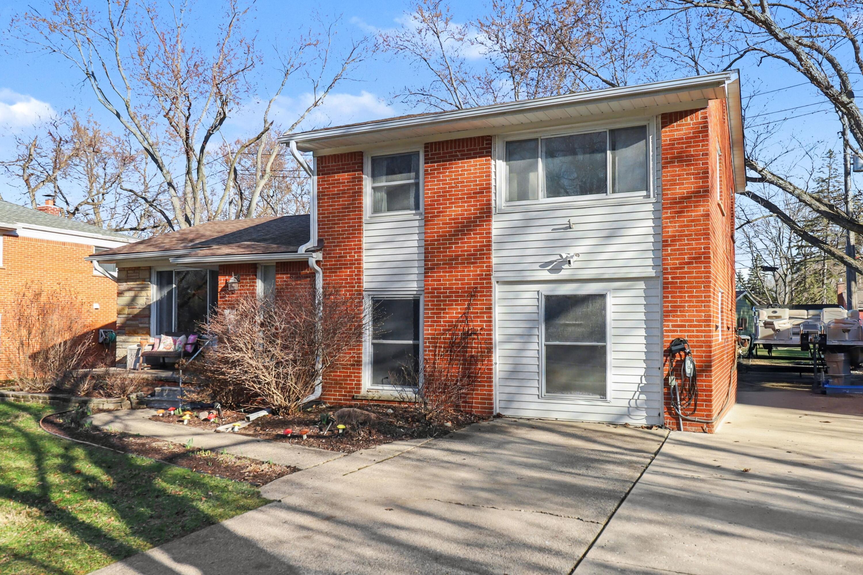 267 Willis Road Saline, MI 48176 - Photo 2 of 39 003_img_6400_10