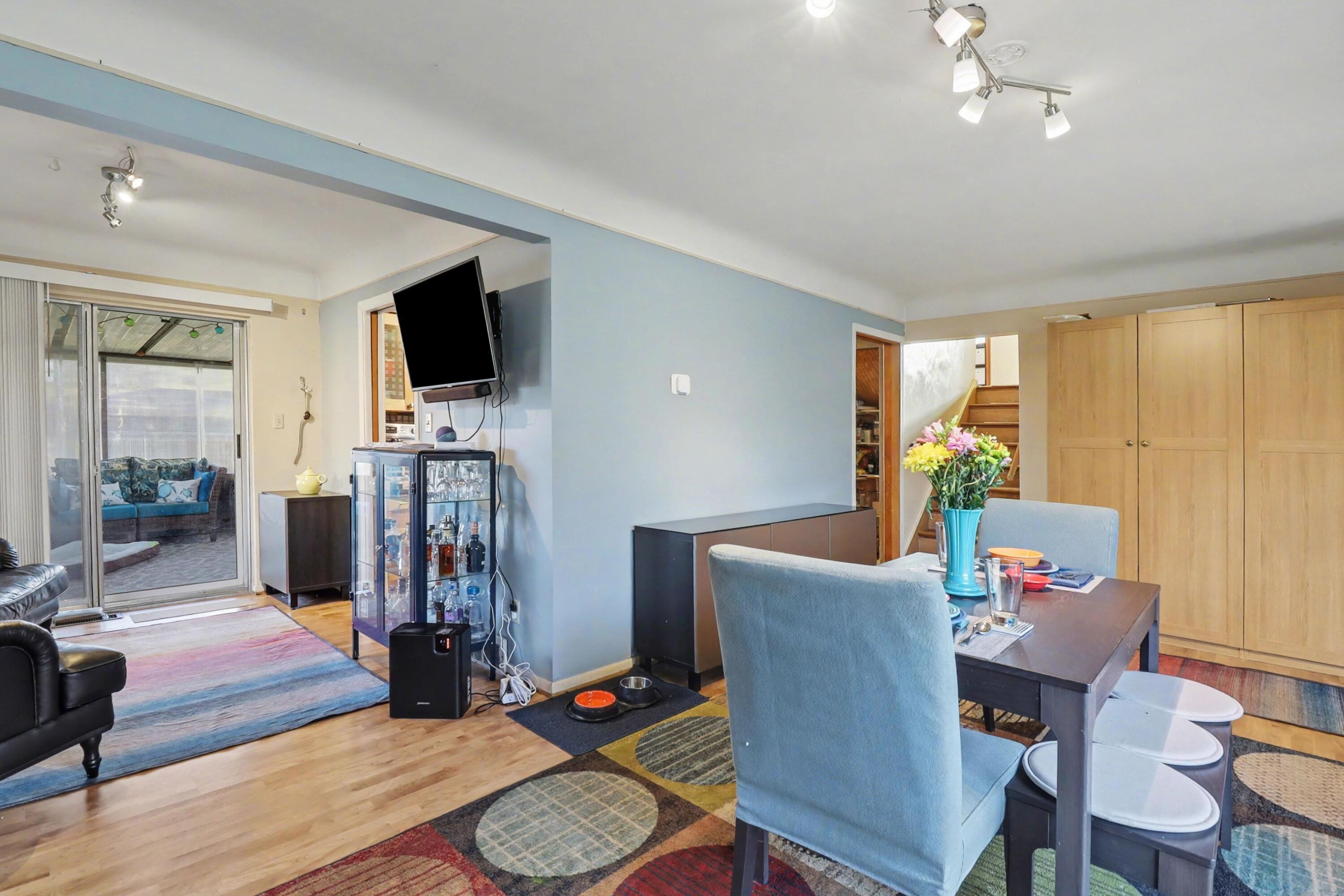 267 Willis Road Saline, MI 48176 - Photo 9 of 39 009_file_5881