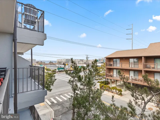 a picture of city view