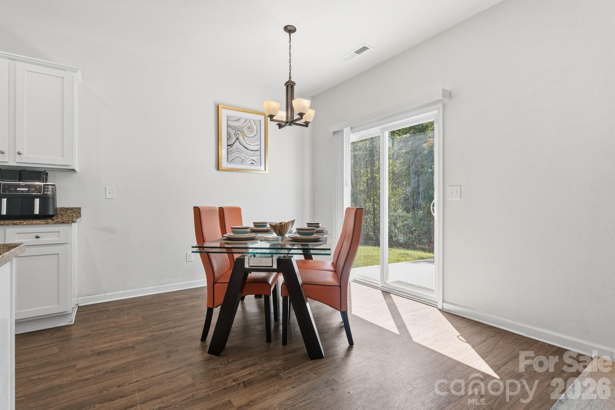 9528 Weikert Road Charlotte, NC 28215 - Photo 9 of 30