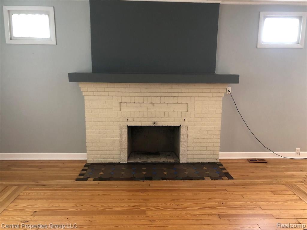 1256 Franklin Road Berkley, MI 48072 - Photo 8 of 38