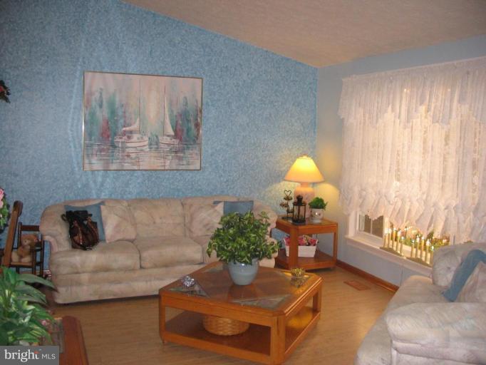 5037 Clifford Road Perry Hall, MD 21128 - Photo 6 of 19 Living Room