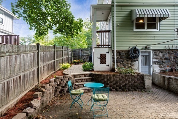 938 Main Street Reading, MA 01867 - Photo 11 of 27