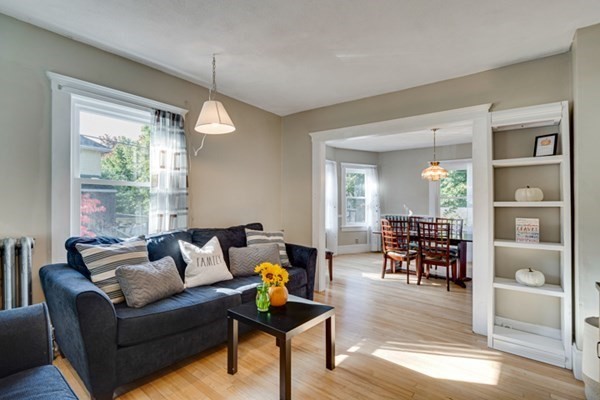 938 Main Street Reading, MA 01867 - Photo 16 of 27