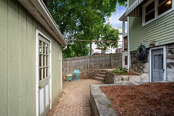 938 Main Street Reading, MA 01867 - Photo 5 of 27