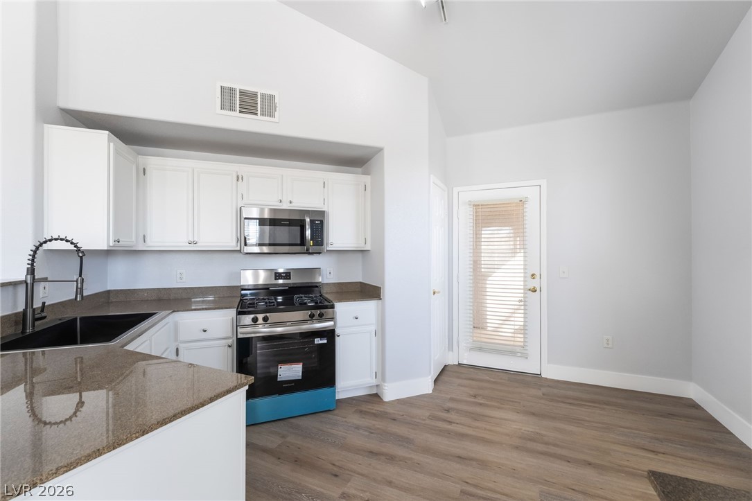 10001 Peace Way, Unit 2181 Las Vegas, NV 89147 - Photo 6 of 40