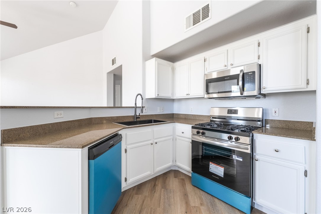 10001 Peace Way, Unit 2181 Las Vegas, NV 89147 - Photo 7 of 40