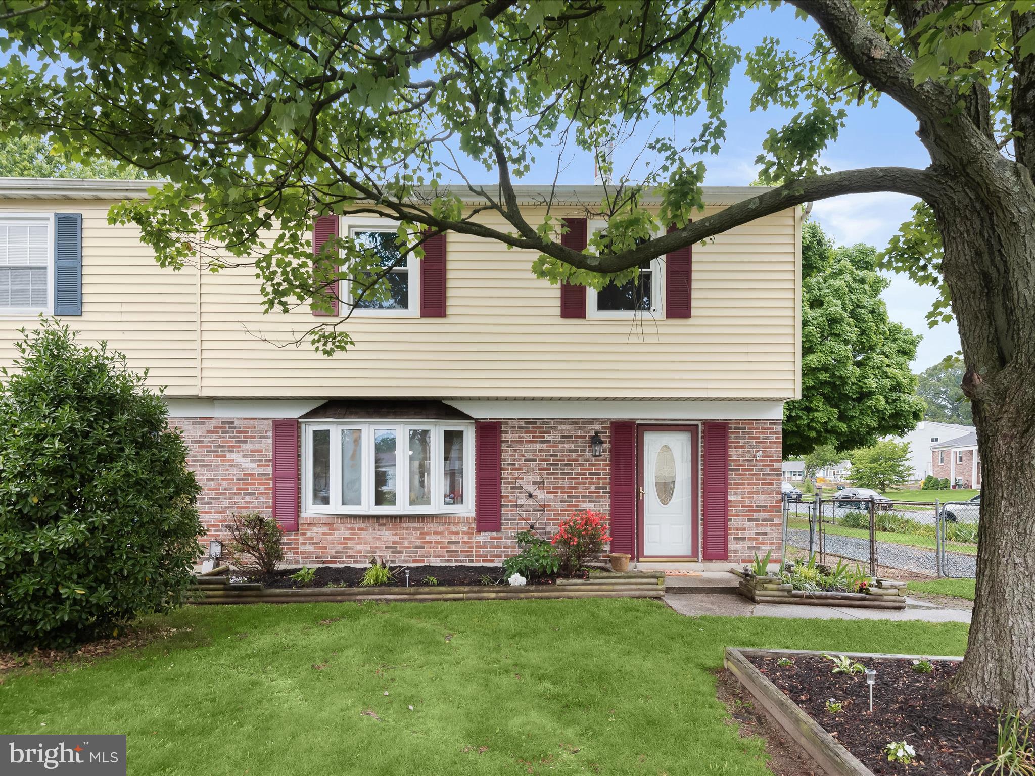 7727 Notley Road Pasadena, MD 21122 - Photo 1 of 44 Welcome, Home!