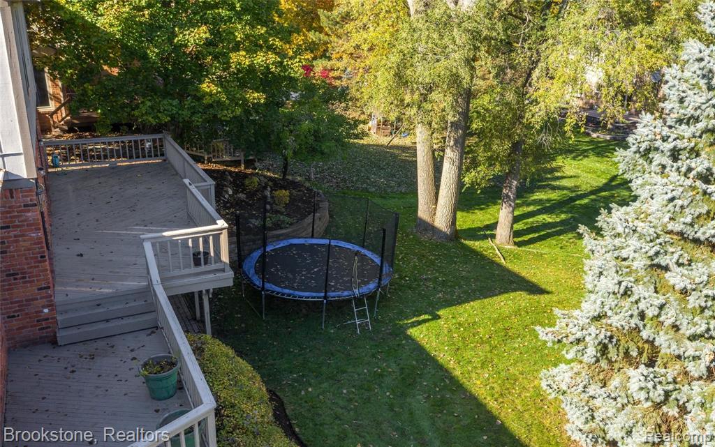 937 Ten Point Drive Rochester Hills, MI 48309 - Photo 11 of 40