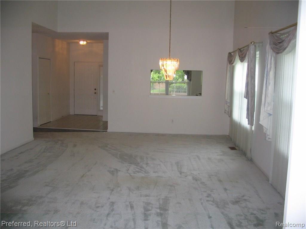 30812 Golden Ridge, Unit 171 Novi, MI 48377 - Photo 6 of 28