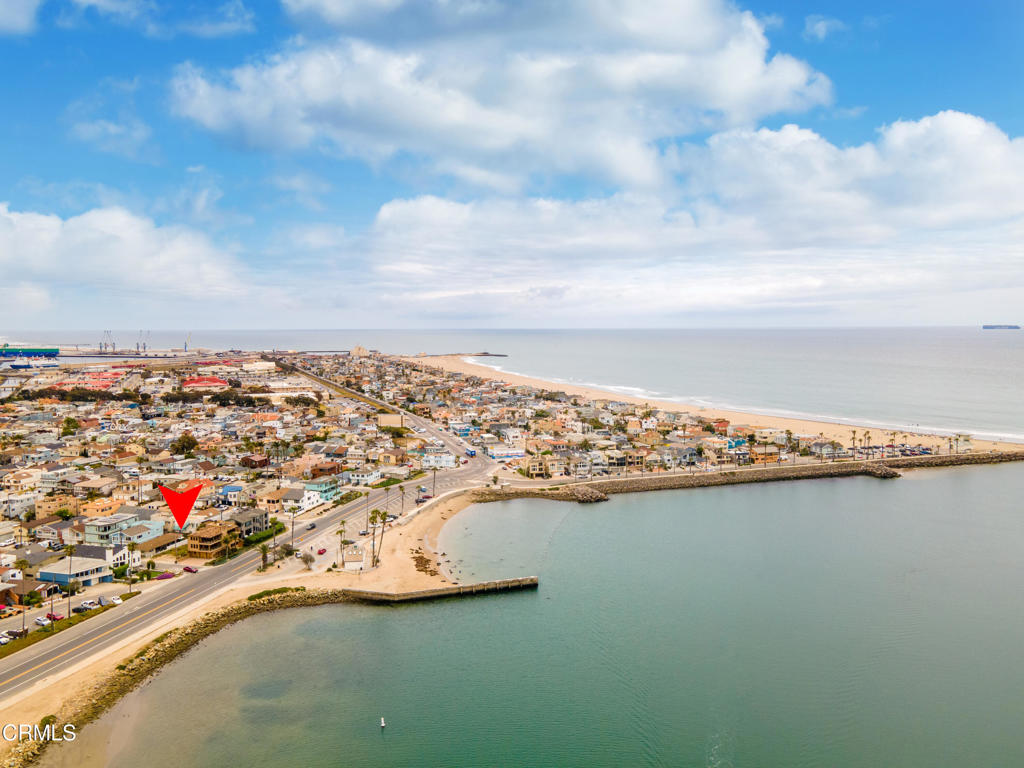 274 Sunset Drive Oxnard, CA 93035 - Photo 4 of 8