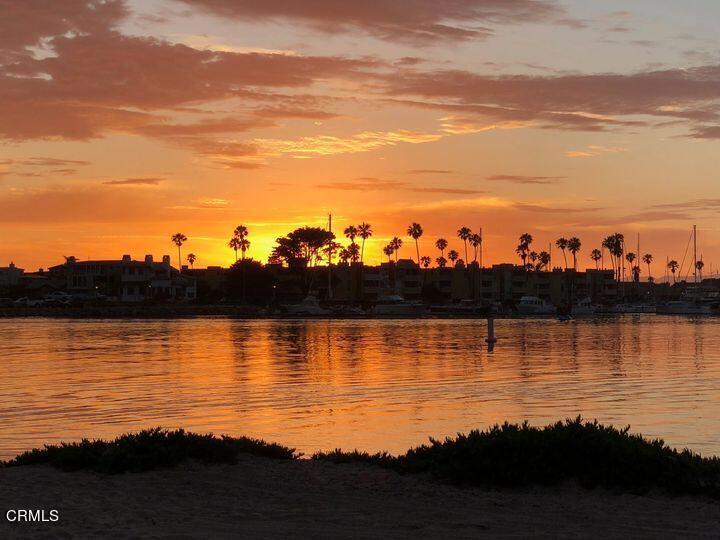 274 Sunset Drive Oxnard, CA 93035 - Photo 8 of 8 a view of an ocean