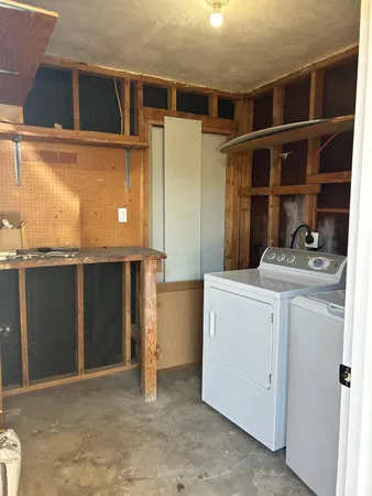 $1,975 | 726 East 3rd Avenue, Mesa, AZ 85204