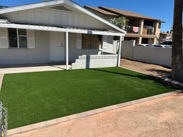 $1,975 | 726 East 3rd Avenue, Mesa, AZ 85204