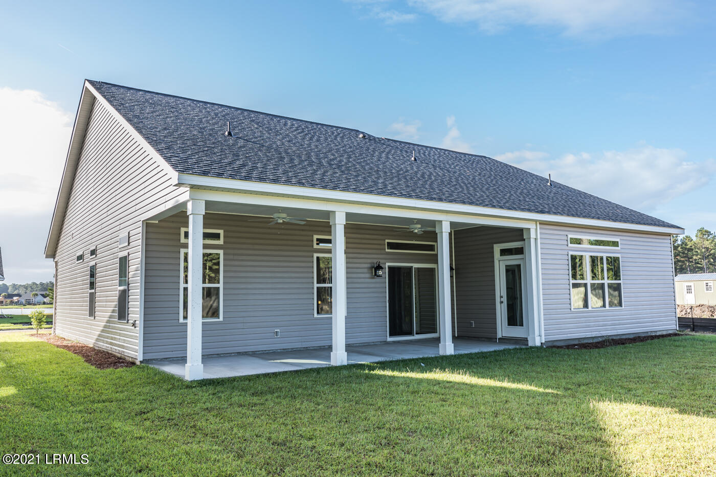 106 Newton Terrace Ridgeland, SC 29936 - Photo 34 of 37 34 Rear