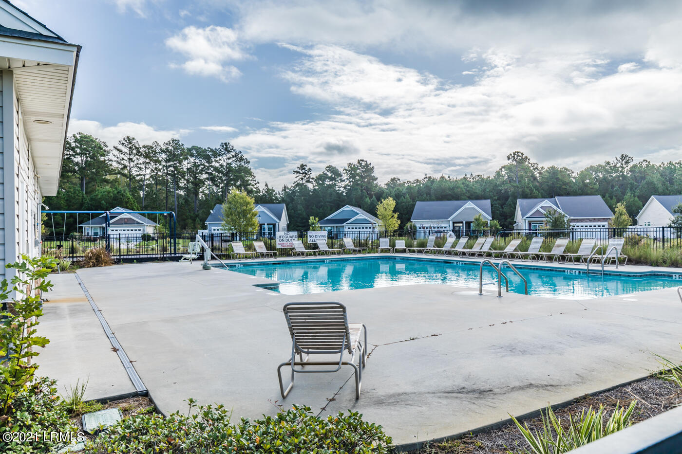 106 Newton Terrace Ridgeland, SC 29936 - Photo 36 of 37 36 Pool