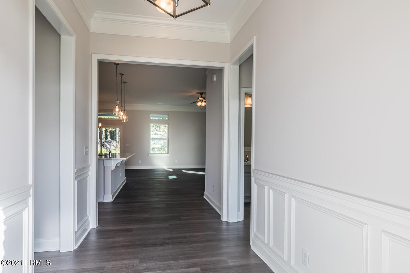 106 Newton Terrace Ridgeland, SC 29936 - Photo 4 of 37 4 Entry