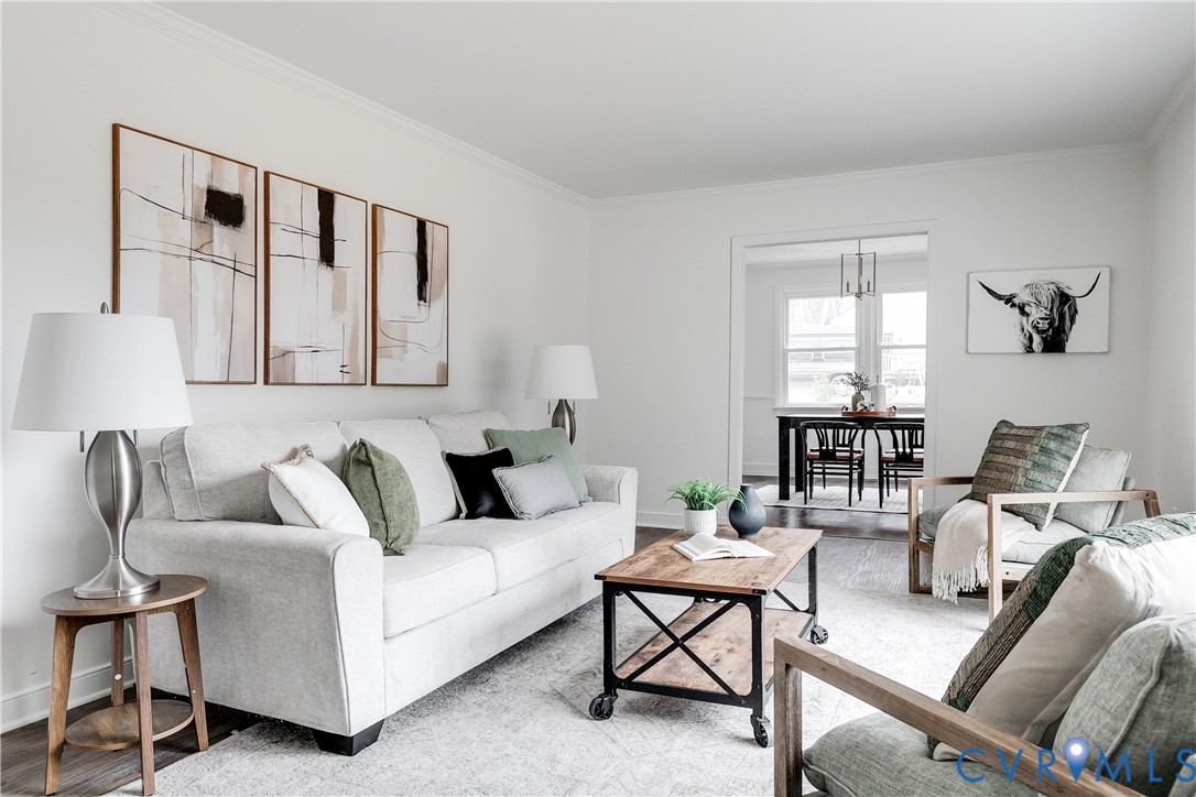 763 Oak Spring Lane Manakin-Sabot, VA 23103 - Photo 2 of 25 a living room with furniture and a window