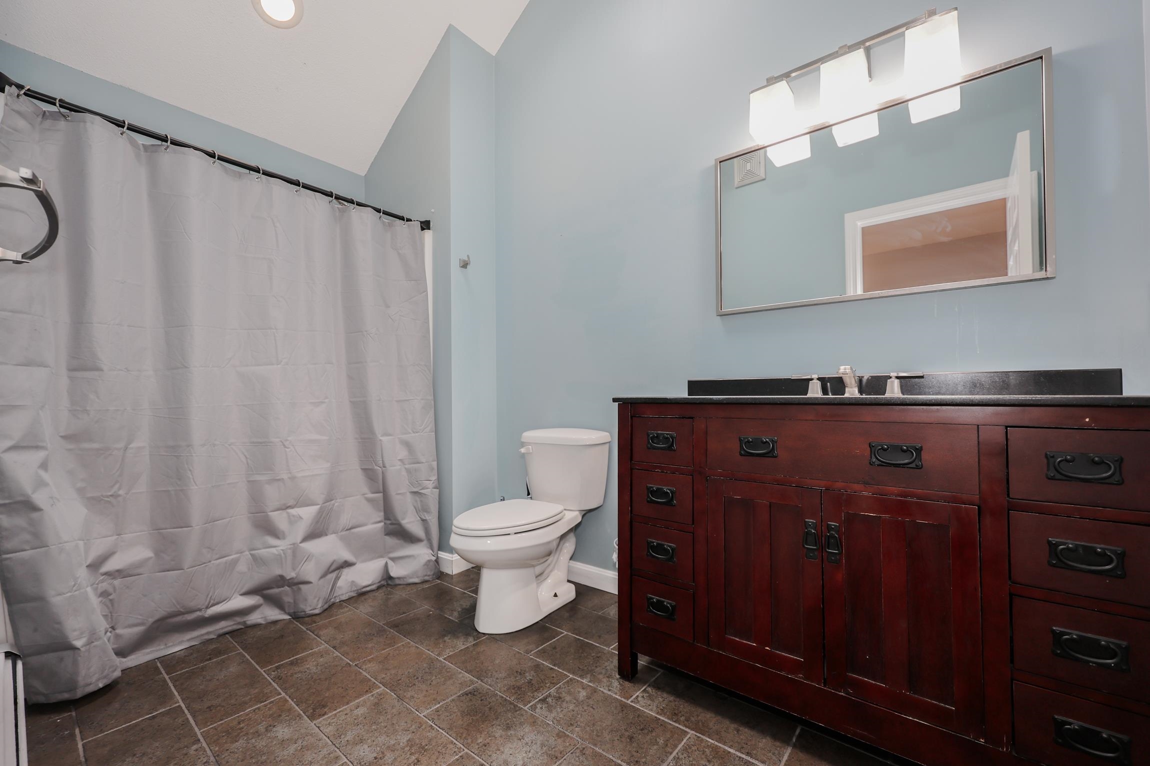39 Winterhill Road Goffstown, NH 03045 - Photo 17 of 58 Gallery Image 17