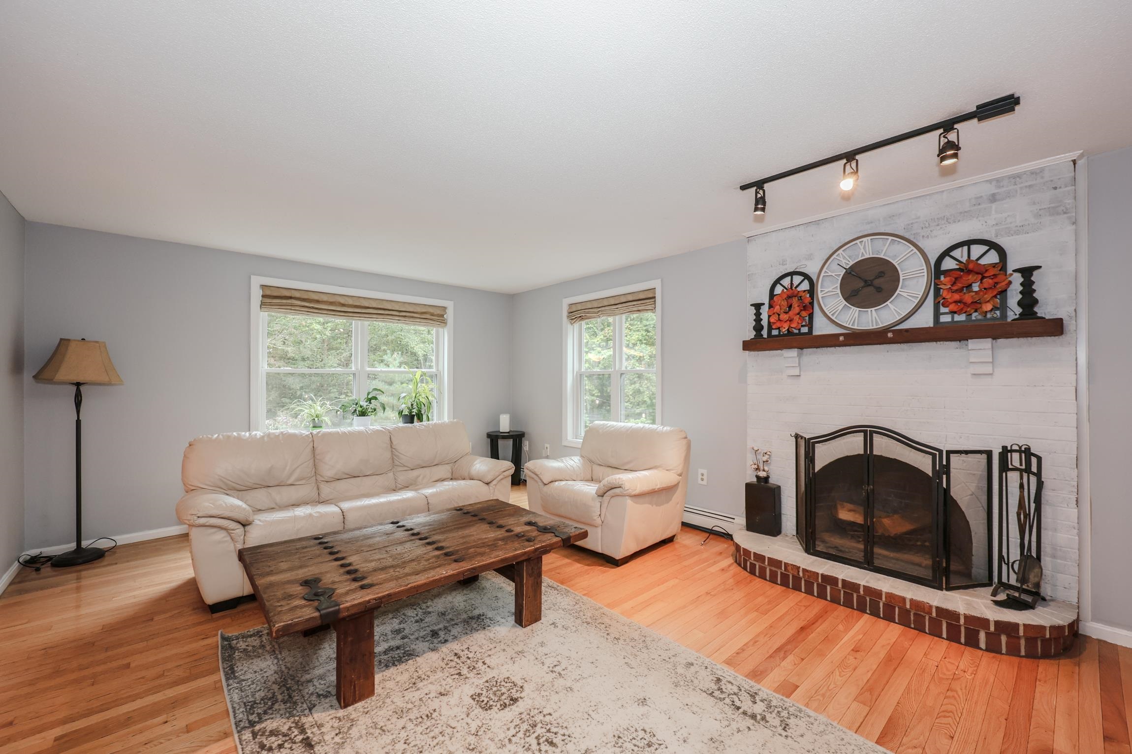 39 Winterhill Road Goffstown, NH 03045 - Photo 3 of 58 Gallery Image 3