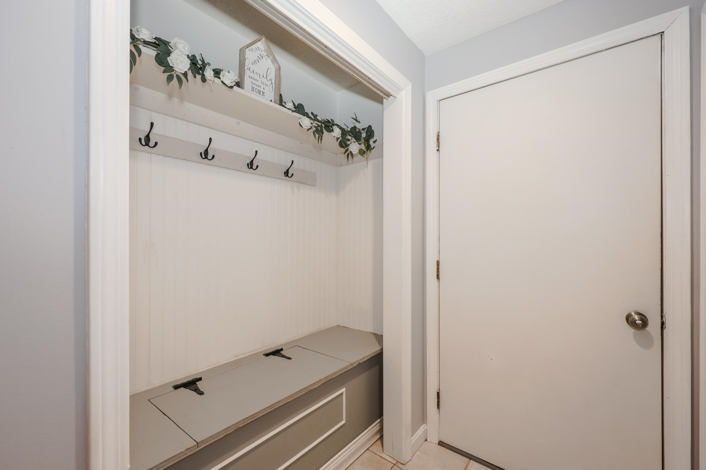 39 Winterhill Road Goffstown, NH 03045 - Photo 9 of 58 Gallery Image 9