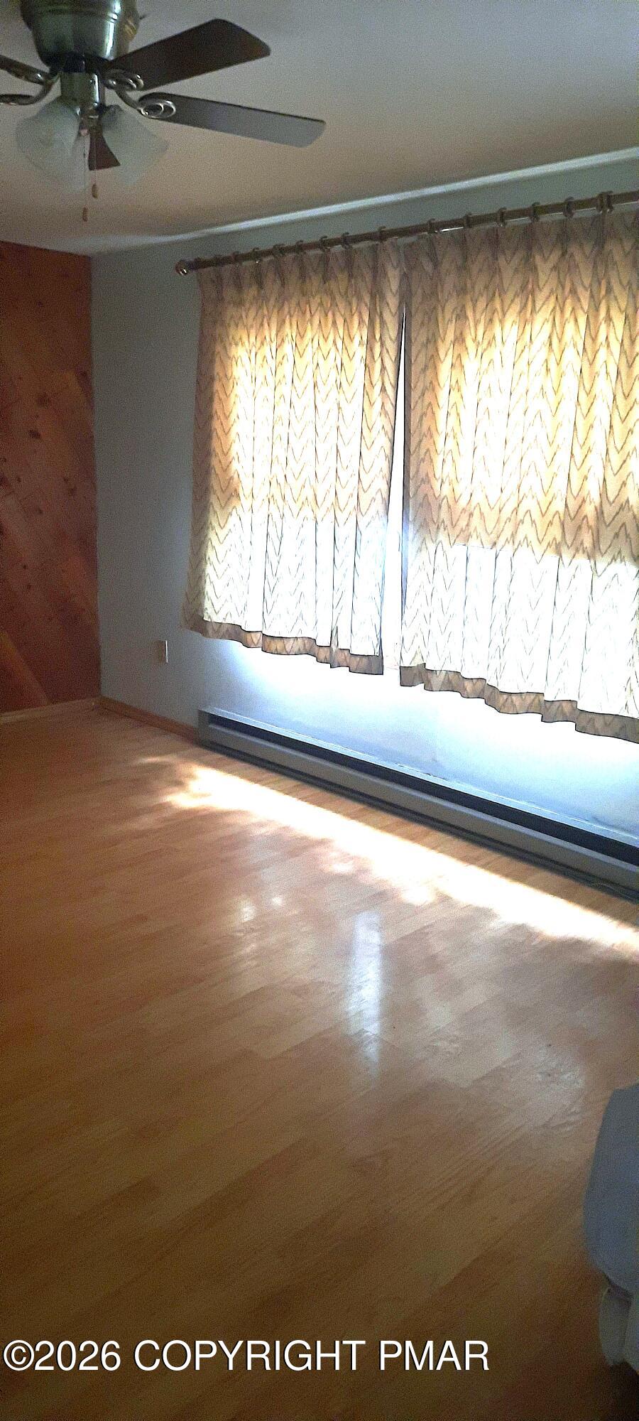 45 Foothill Road Albrightsville, PA 18210 - Photo 3 of 23 Living Room