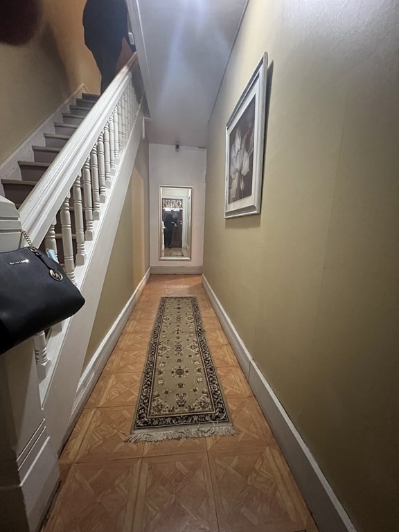 27 Andrew Street Springfield, MA 01109 - Photo 23 of 34 Gallery Image 23