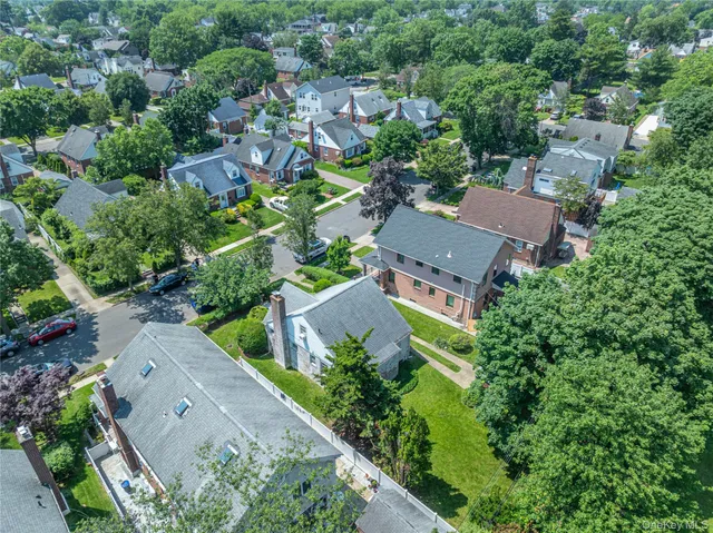 $969,000 | 147 Nugent Street, New Hyde Park, NY 11040