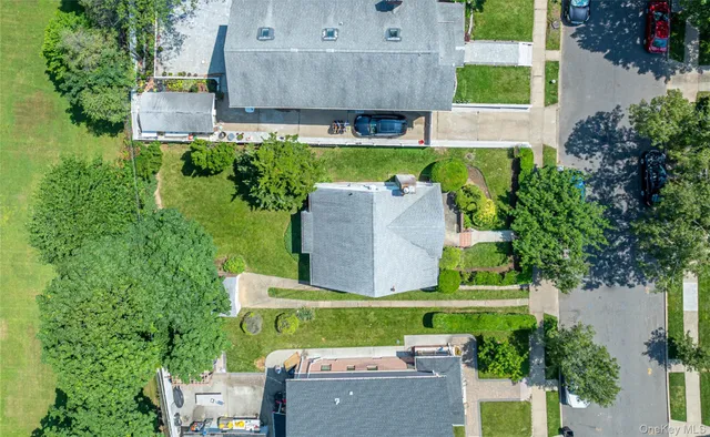 $969,000 | 147 Nugent Street, New Hyde Park, NY 11040