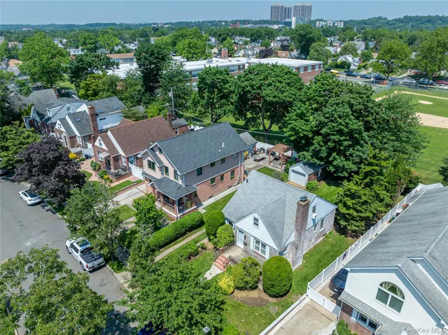 $969,000 | 147 Nugent Street, New Hyde Park, NY 11040