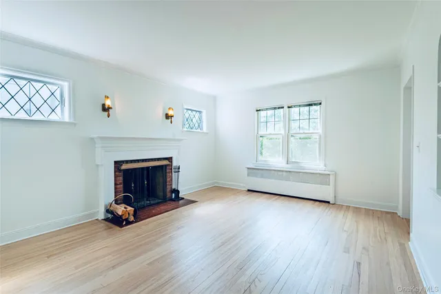 $969,000 | 147 Nugent Street, New Hyde Park, NY 11040