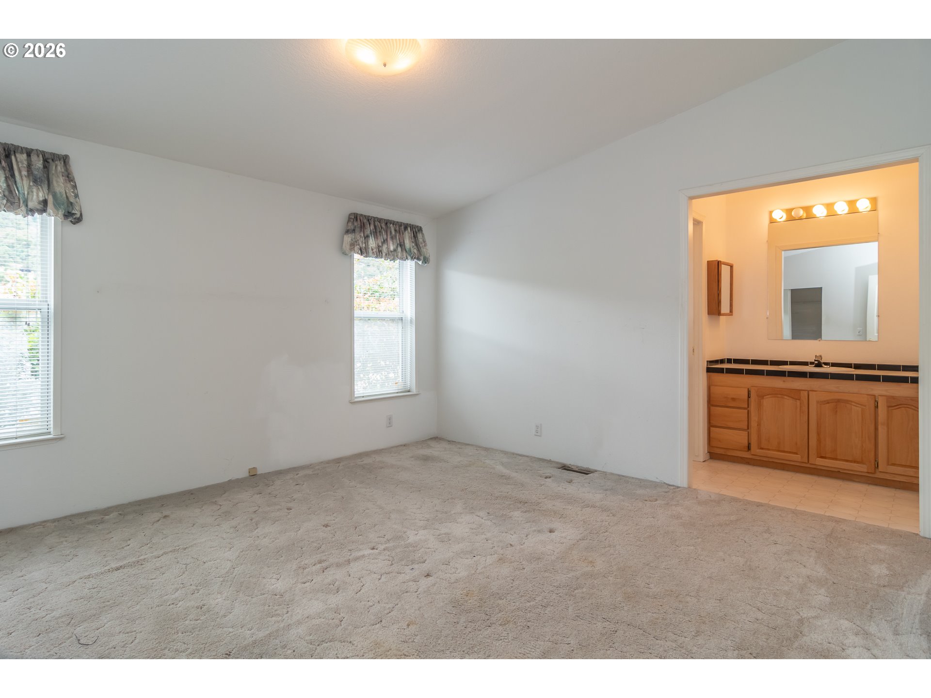 217 Shadow Ranch Lane Roseburg, OR 97470 - Photo 22 of 42