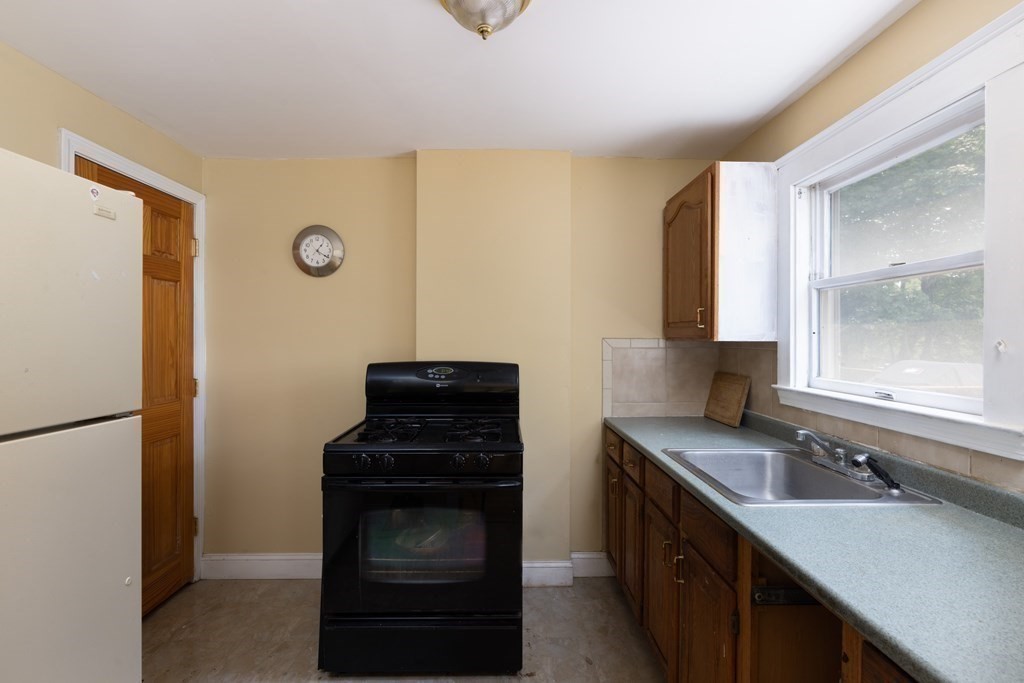 31 Bishop Road, Unit 31 Quincy, MA 02170 - Photo 5 of 14 Gallery Image 5