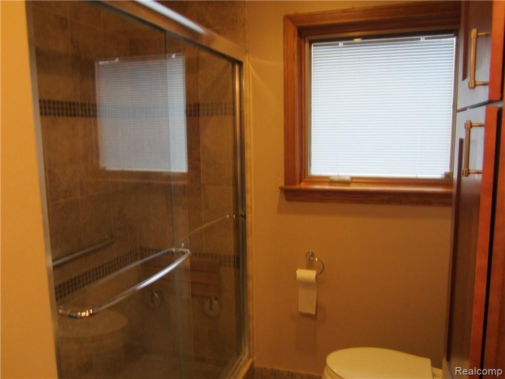 28518 Grobbel Warren, MI 48092 - Photo 7 of 17