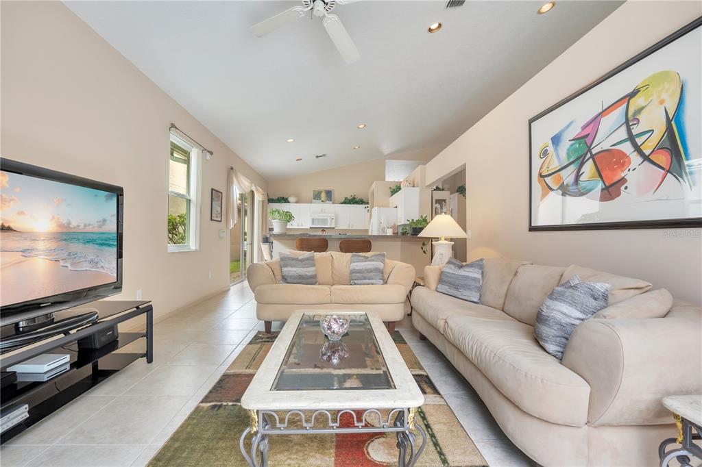 18451 East Covington Trace Boca Raton, FL 33498 - Photo 12 of 33