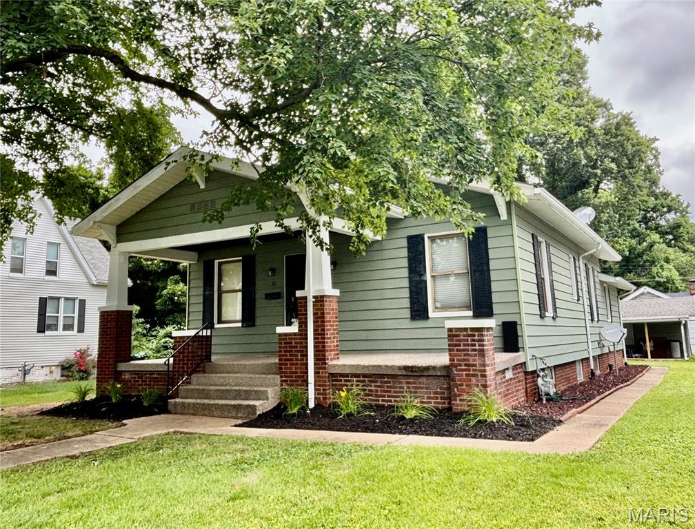 30 North Indiana Avenue Belleville, IL 62221 - Photo 2 of 36