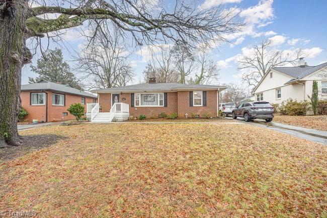 603 Quaker Lane High Point, NC 27262 - Photo 3 of 26 Gallery Image 3