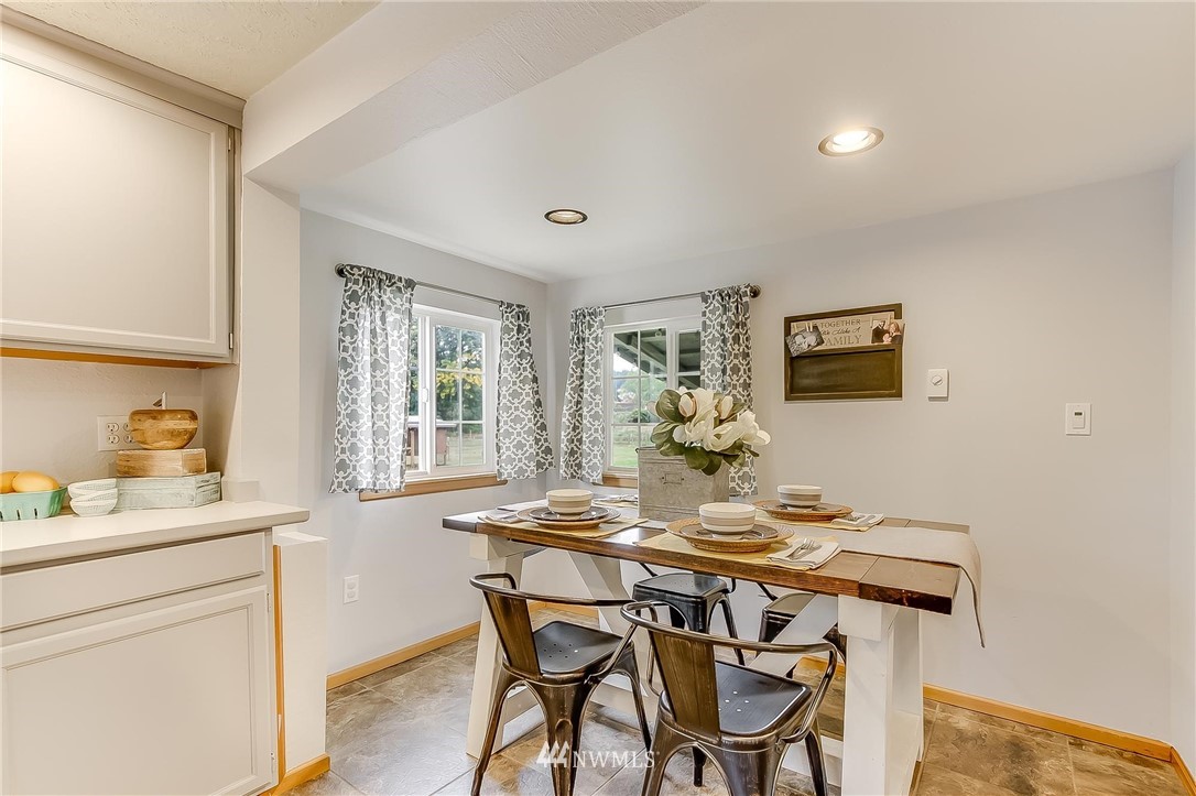 1716 Creswell Road Snohomish, WA 98290 - Photo 6 of 22 Gallery Image 6