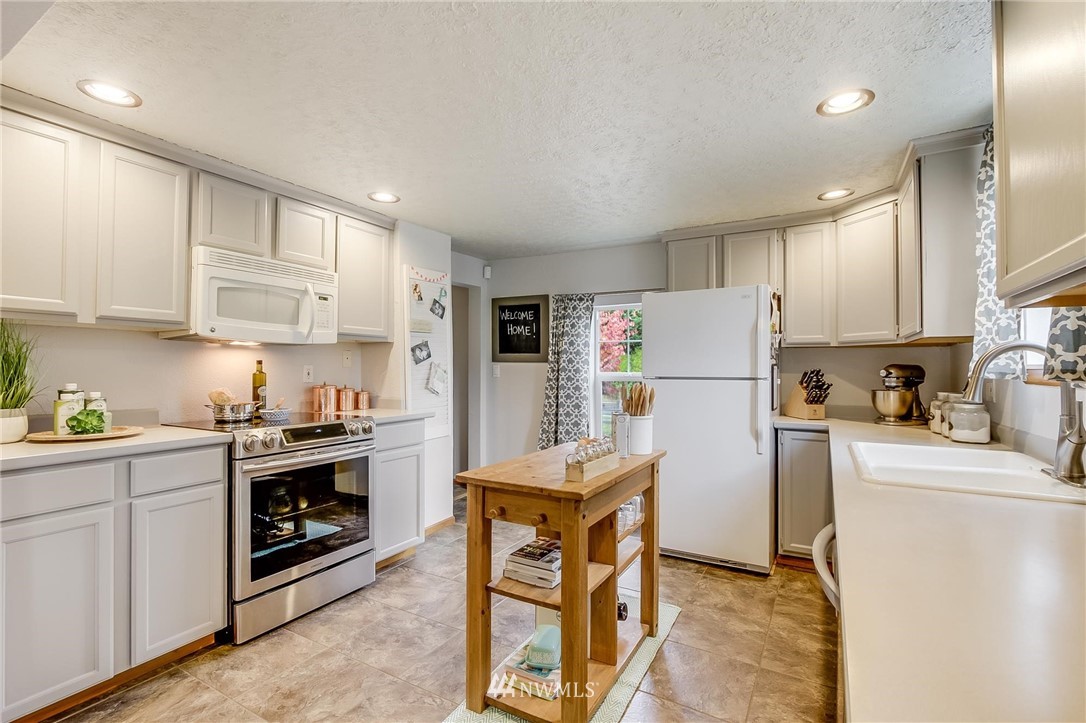 1716 Creswell Road Snohomish, WA 98290 - Photo 7 of 22 Gallery Image 7