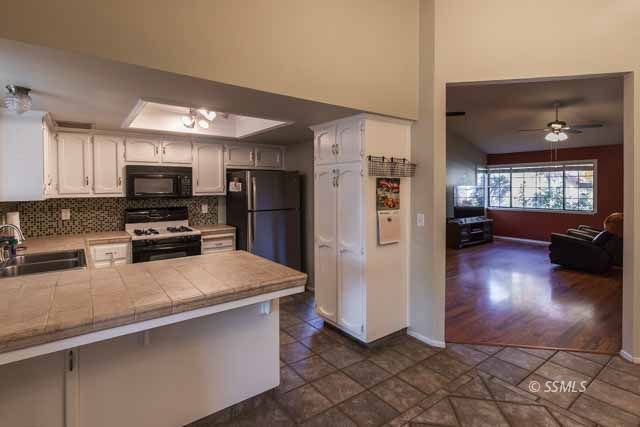 207 Washington Way Ridgecrest, CA 93555 - Photo 13 of 36