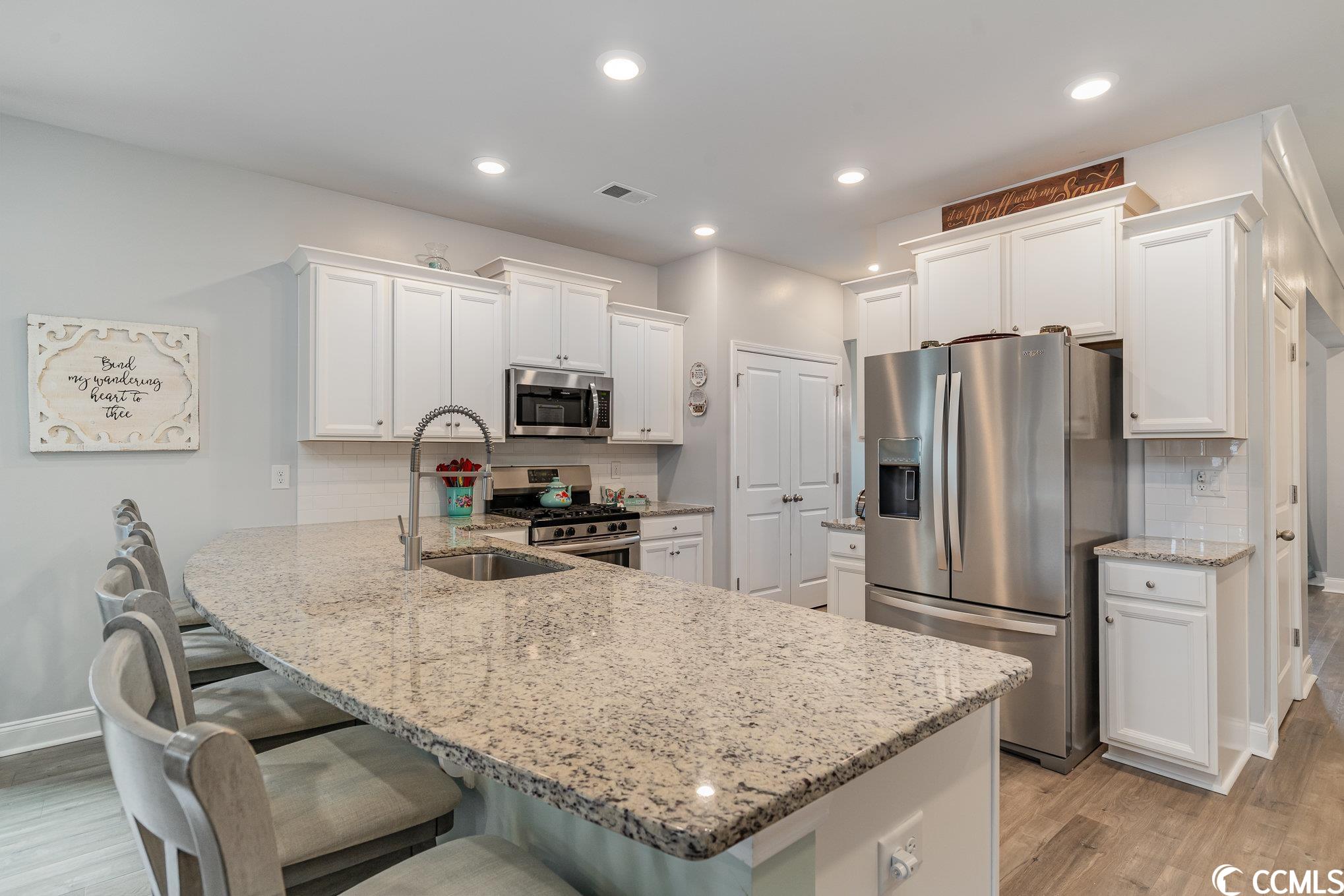 863 Brant Street Myrtle Beach, SC 29579 - Photo 6 of 40 Gallery Image 6