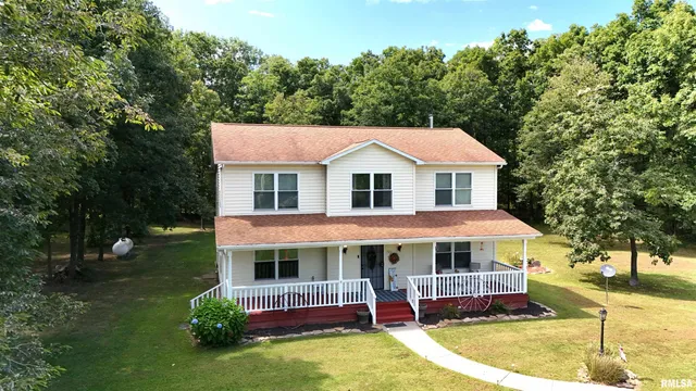 $365,000 | 365 Hanging Rock Road, Flora, IL 62839